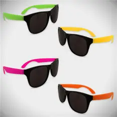 Neon Retro Sung...