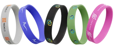 Silicone vs Cloth Wristbands