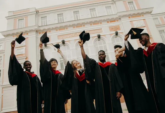 Swagprint.com Offers $1000 Scholarship to Outstanding Students