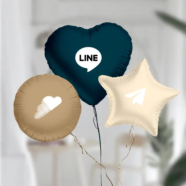 18" Heart Balloon view 6