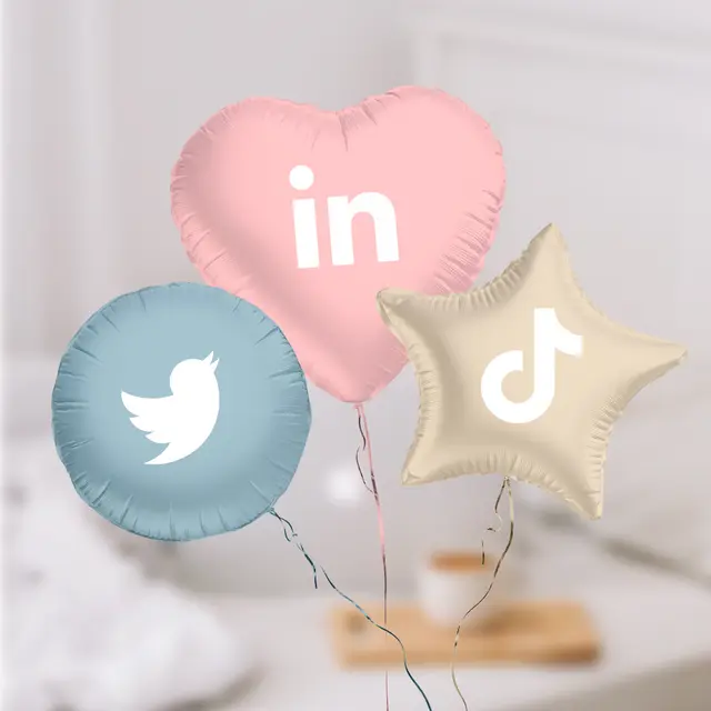 18" Heart Balloon view 11