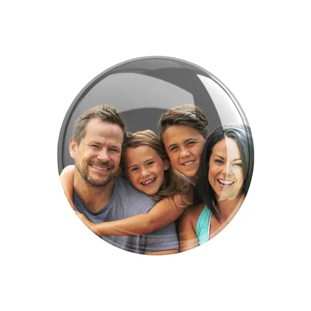Personalized Photo Buttons view 7